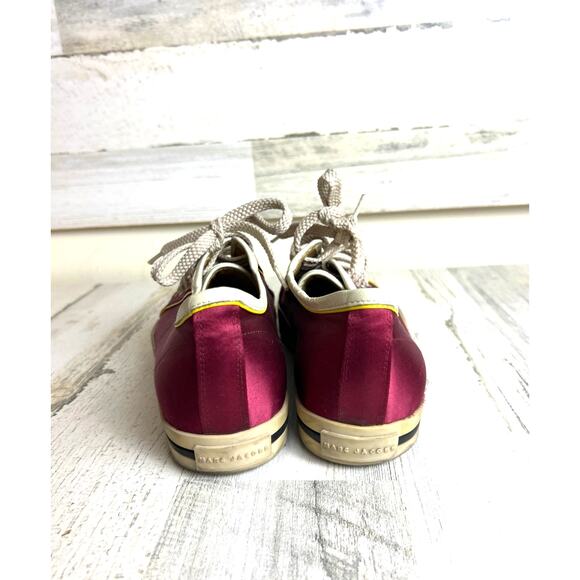 Marc Jacobs Women’s 9 Burgundy Satin Leather Lace Up Sneakers Casual Shoe - Picture 5 of 9